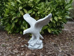 Gartendekoparadies Animaux-Aigle patiné à l'antique