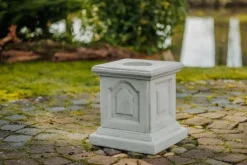 Gartendekoparadies Colonnes & Socles-Base avec deux reliefs