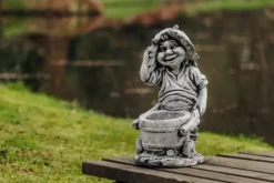Gartendekoparadies Gnome-Ce gnome est vraiment occupé