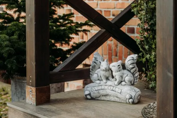 Gartendekoparadies Animaux-Écureuils mignons