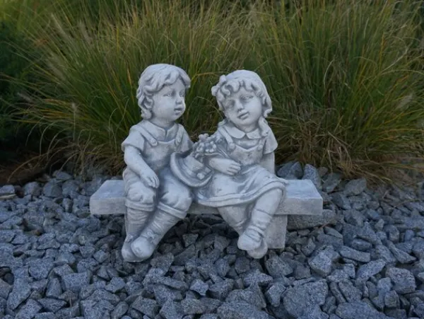 Gartendekoparadies Enfants & Anges-Deux figures d'enfants sur le banc