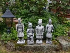 Gartendekoparadies Figures & Statues-Ensemble de quatre guerriers chinois en terre cuite