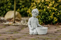 Gartendekoparadies Enfants & Anges|Jardinières-Fille avec bol de plantes