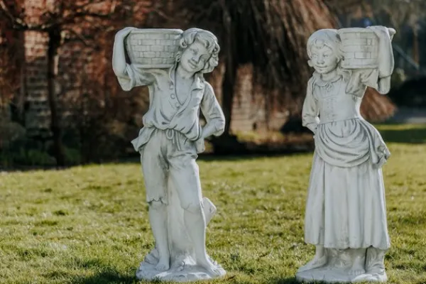 Gartendekoparadies Figures & Statues|Jardinières-Fille comme pilier de fleur