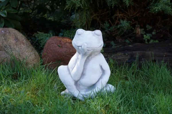 Gartendekoparadies Animaux-Flips – la grenouille réfléchie