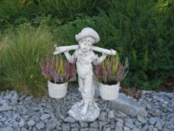 Gartendekoparadies Enfants & Anges-Garçon avec panier suspendu