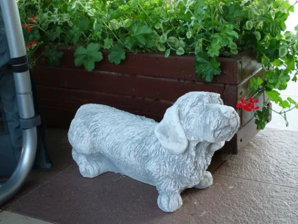 Gartendekoparadies Animaux-Grand teckel à poil dur