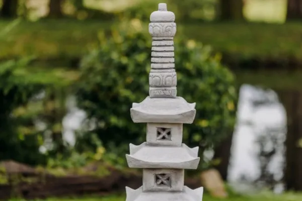 Gartendekoparadies Lanternes En Pierre-Grande pagode japonaise à cinq toits
