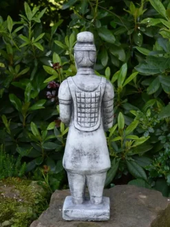 Gartendekoparadies Figures & Statues-Guerrier chinois en terre cuite de taille moyenne