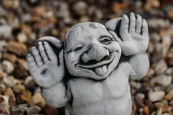 Gartendekoparadies Trolls-Hello, me voici ! : Troll se présente fièrement