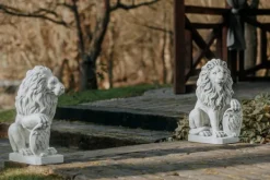Gartendekoparadies Animaux-Lion avec bouclier sur la patte droite