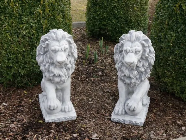 Gartendekoparadies Animaux-Lions avec ballon à droite