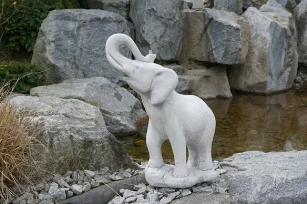 Gartendekoparadies Animaux-Éléphant qui trompe