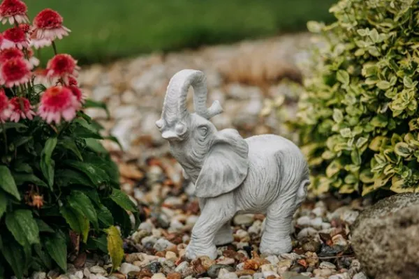 Gartendekoparadies Animaux-Éléphant trompette