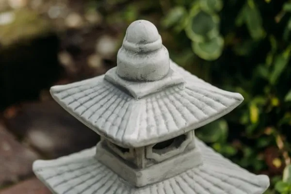 Gartendekoparadies Lanternes En Pierre-Pagode japonaise à huit fenêtres