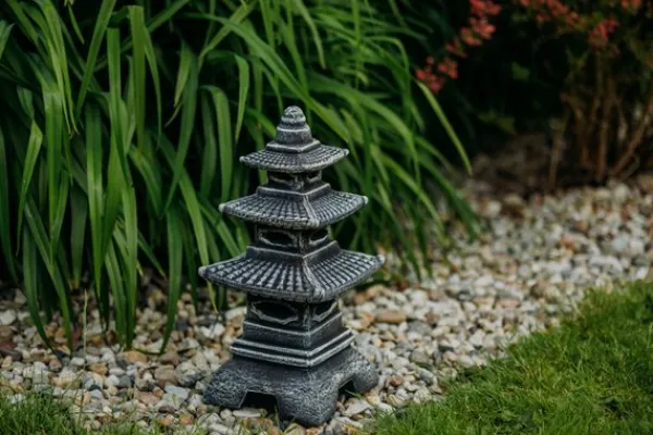 Gartendekoparadies Lanternes En Pierre-Pagode japonaise en pierre de style ancien