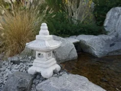 Gartendekoparadies Lanternes En Pierre-Pagode Yukimi avec un large toit