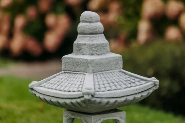Gartendekoparadies Lanternes En Pierre-Pagode Yukimi avec un large toit