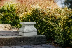 Gartendekoparadies Colonnes & Socles-Piédestal avec un format spécial