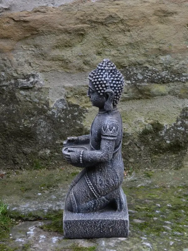 Gartendekoparadies Bouddhas-Statue de Bouddha enchanteresse sur un piédestal