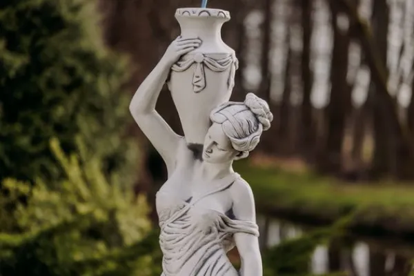 Gartendekoparadies Figures & Statues-Statue de la fille du Titan Maia