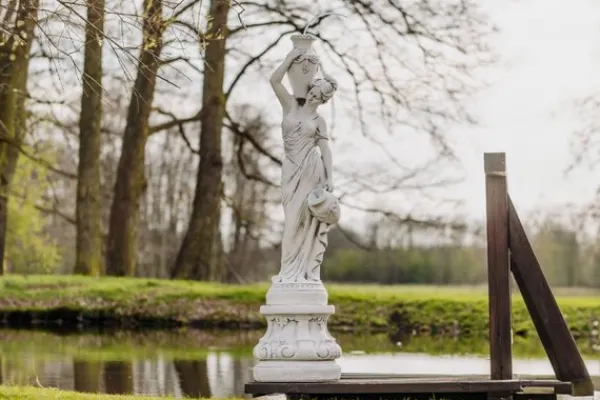 Gartendekoparadies Figures & Statues-Statue de la fille du Titan Maia