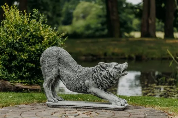 Gartendekoparadies Animaux-Statue de loup : en attaquant