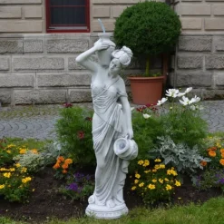 Gartendekoparadies Figures & Statues-Statue de taille moyenne de la marraine Maia