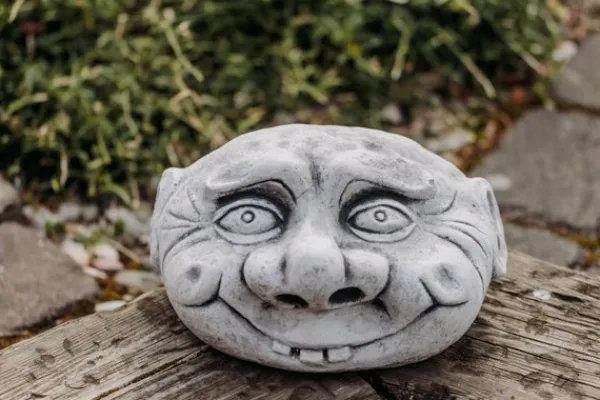 Gartendekoparadies Figures & Statues-Tête de pierre avec un drôle de visage